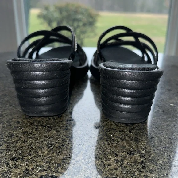 Cali Skechers size 10, black casual or dress up - Picture 7 of 8